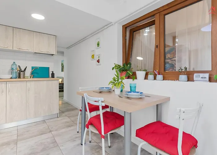 Central Town Cosy Апартаменты