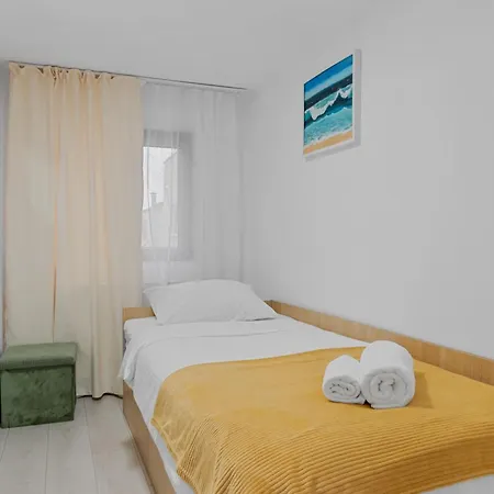 Central Town Cosy Апартаменты *