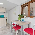 Central Town Cosy Apartman