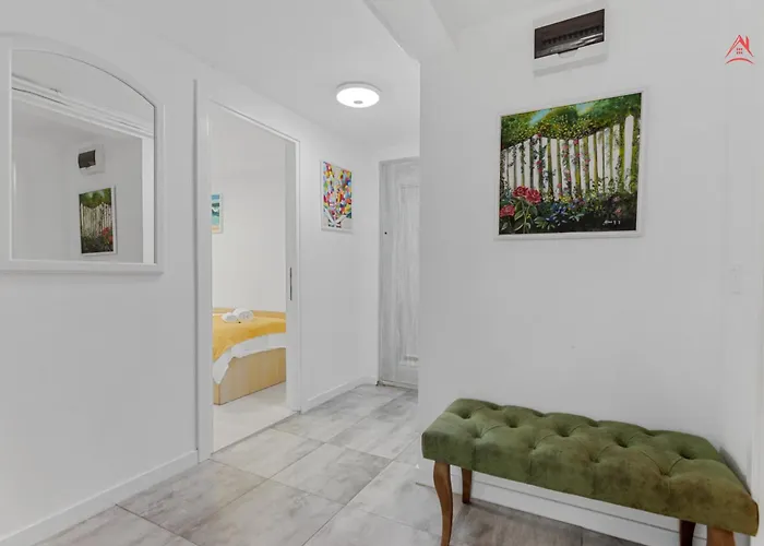 Central Town Cosy * Βουκουρέστι